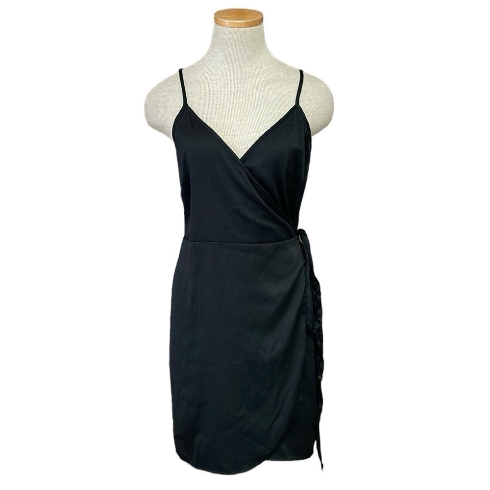ASOS Dress Women's 6 Black Mini Wrap Dress Sleeveless
